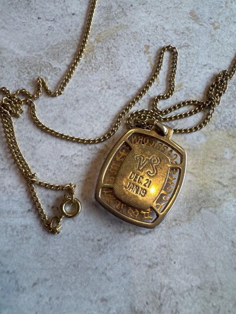Vintage Capricorn Zodiac Pendant Necklace With Gold-Tone Chain Goat Design 24” - Picture 11 of 11